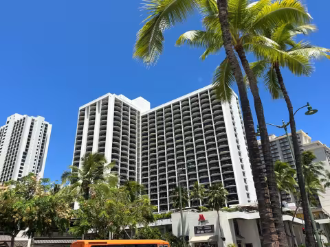 Waikiki Beach Marriott - front tower